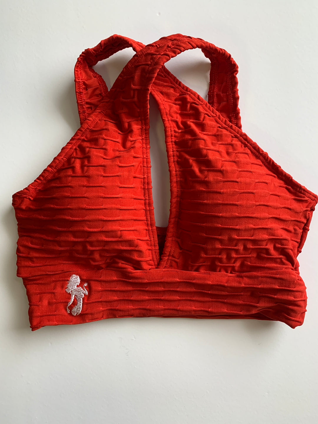 NEW *The Shoulder Cross Over Sports Bra- Brazilian Crunch fabric