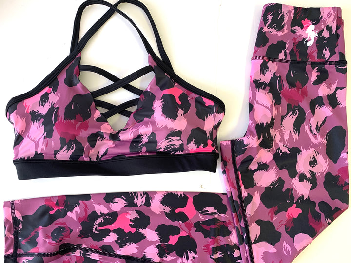 *NEW & LIMITED The Magenta Cheetah Splash High Waist Leggings